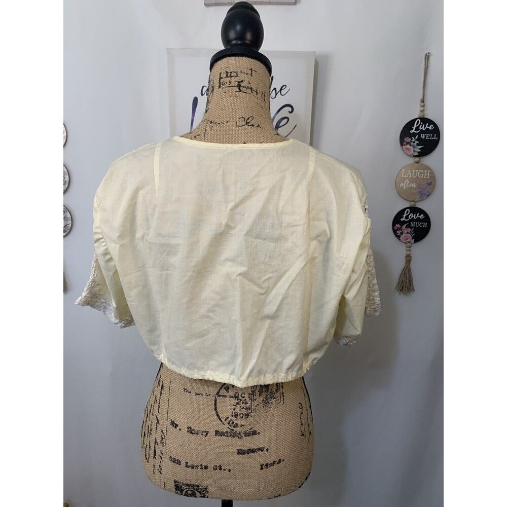 (E-144)Women’s Cream Crop Top Blouse Lace Trim Boho Peasant Style Short Sleeve S - Picture 5 of 7